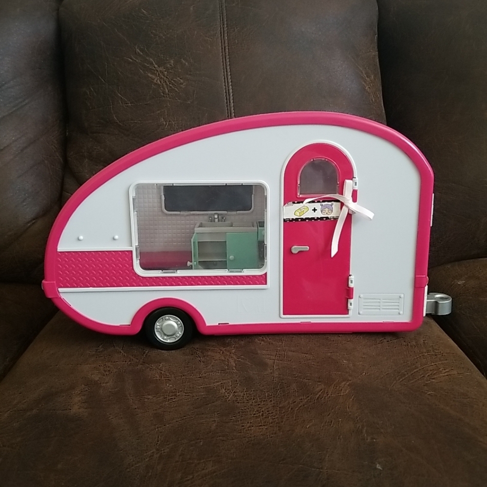 Lori Roller Glamper Camper Playset for 6" Mini Dolls
